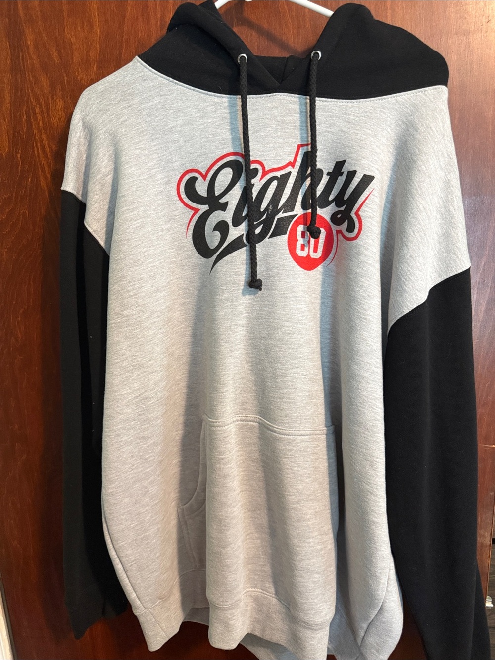 Eighty Graphic Hooded Sweatshirt - Black & Light Gray